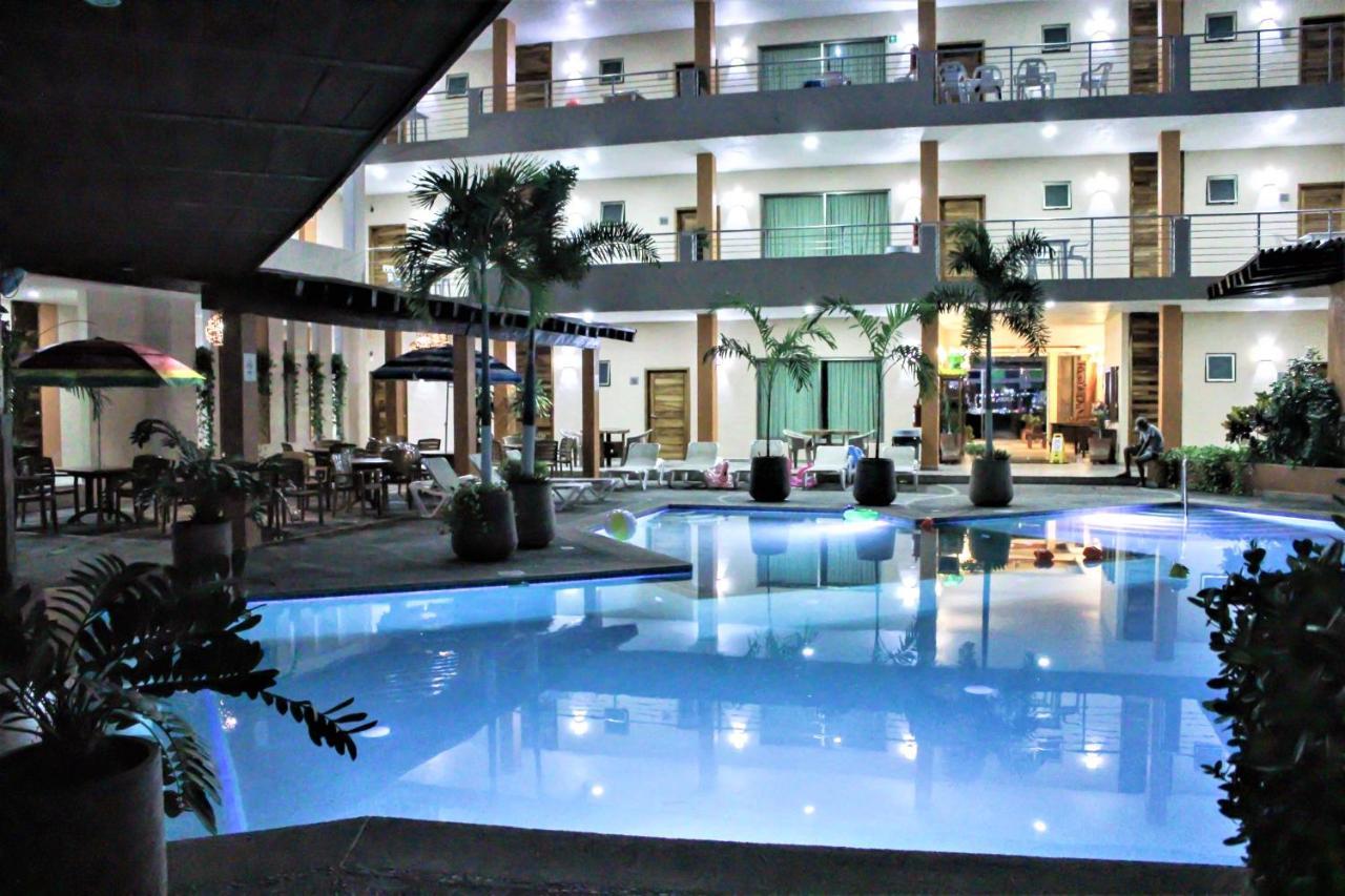 Auroza Resort Rincon de Guayabitos Esterno foto